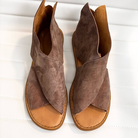 Born leather sandals - Picture 2 of 4